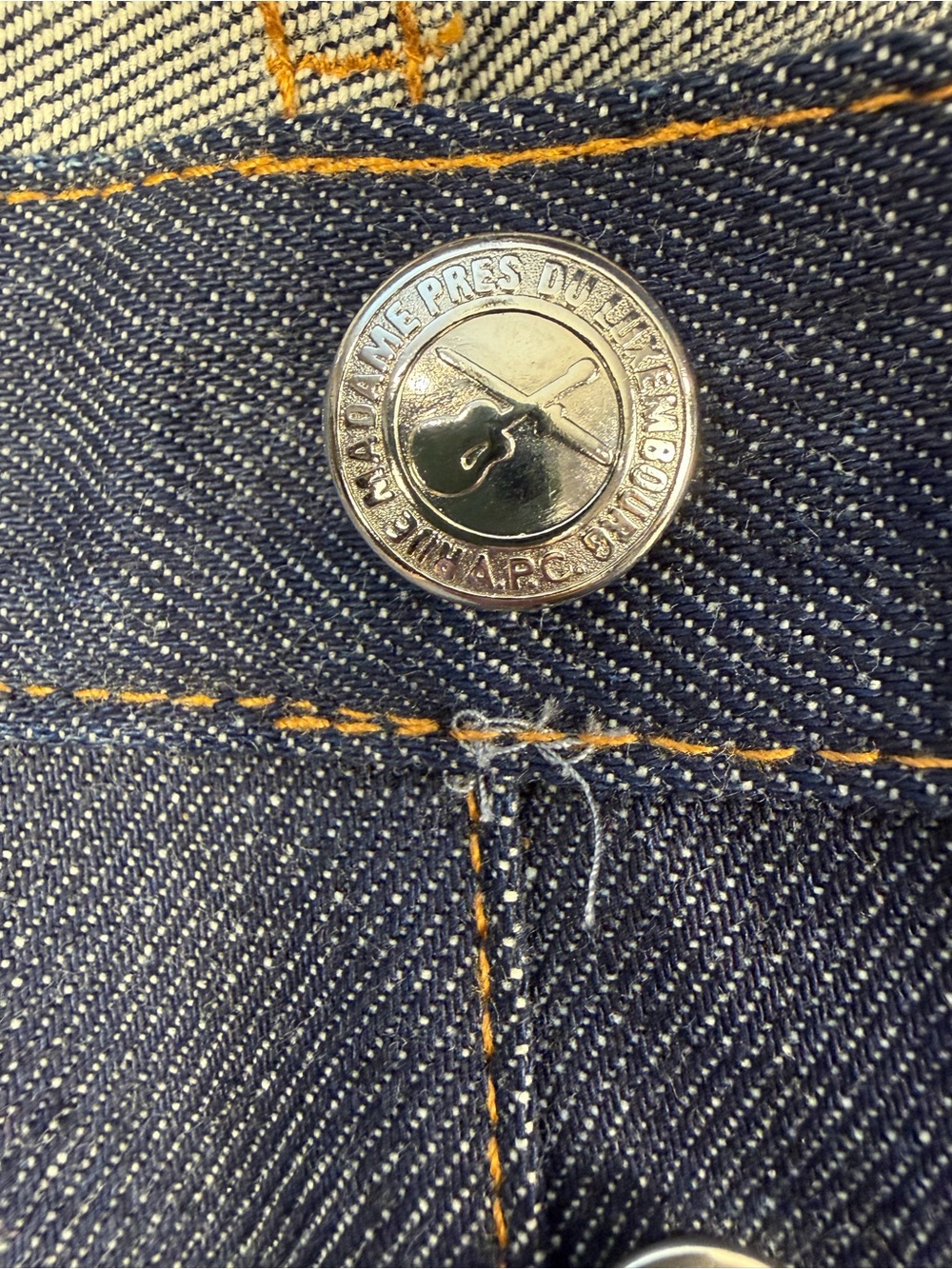 A.P.C. Men’s Indigo Straight-Leg Jeans - Picture 7 of 11